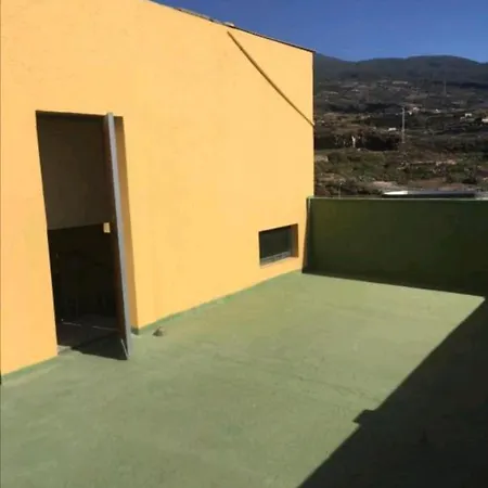Refugio Secreto De Village